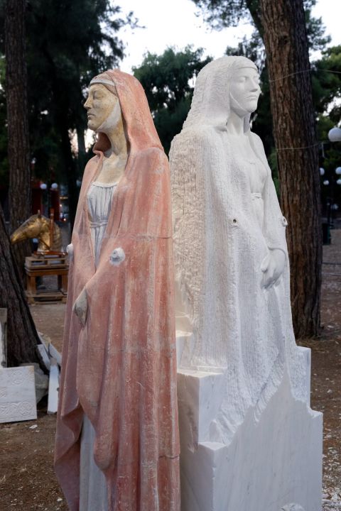 Επίσκεψη της Φ.Ο.ΚΑΛ. στο 2ο Εργαστήριο Γλυπτικής στο Πάρκο Λιμενικού Καλαμάτας